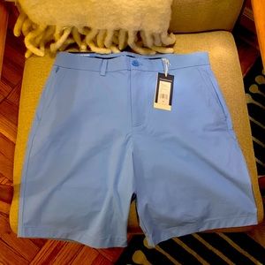 Vineyard Vines 9” on the go shorts